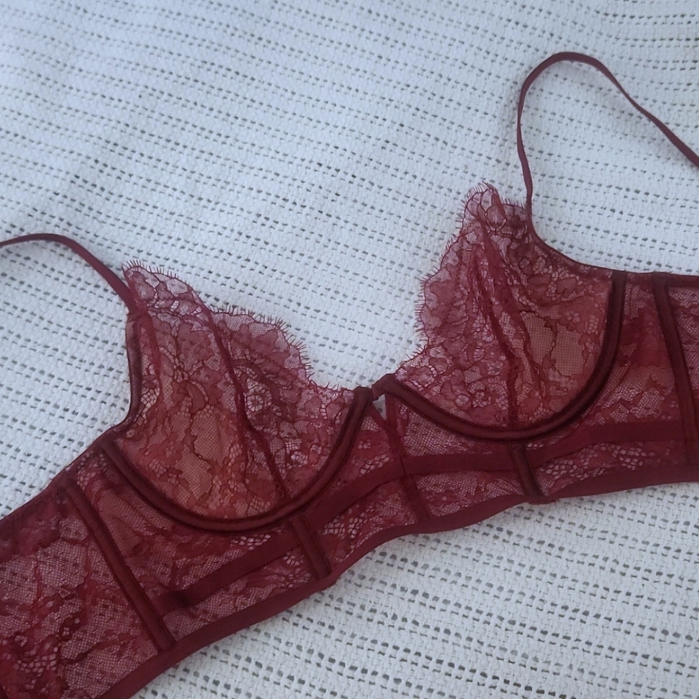 Victoria's Secret Very Sexy Unlined Demi Bra - Red Lace